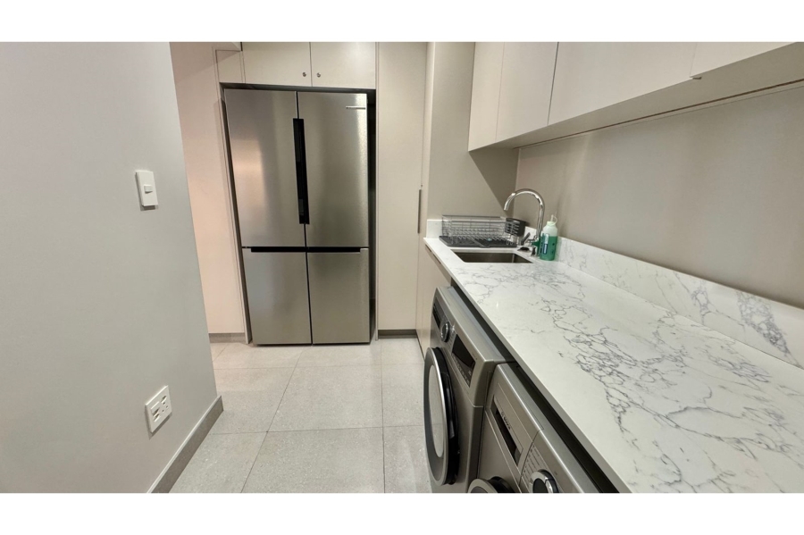 To Let 3 Bedroom Property for Rent in Clifton Western Cape